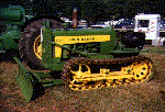 JD 430 crawler